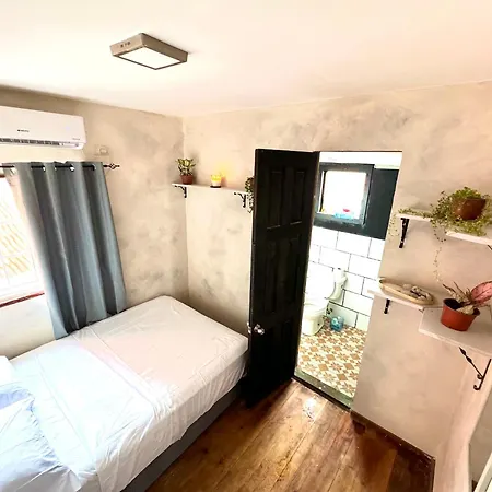 Villa Elena - Private Room With Shower Bocas del Toro Exterior photo